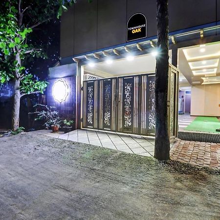 Townhouse Oak Dreamland Suites Yelahanka Exterior photo