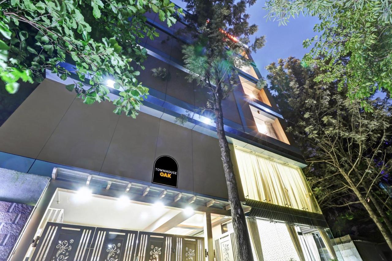Townhouse Oak Dreamland Suites Yelahanka Exterior photo