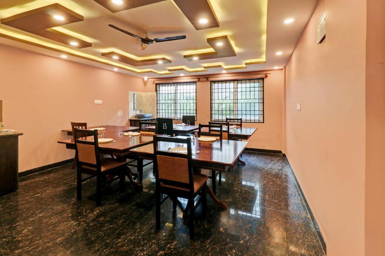 Townhouse Oak Dreamland Suites Yelahanka Exterior photo